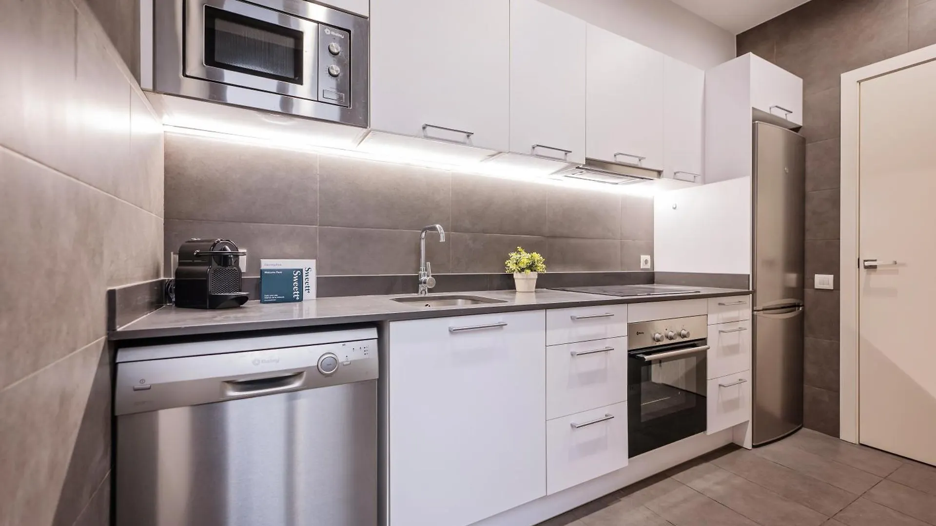 Sweett - Gran Via Apartment Barcelona Spain