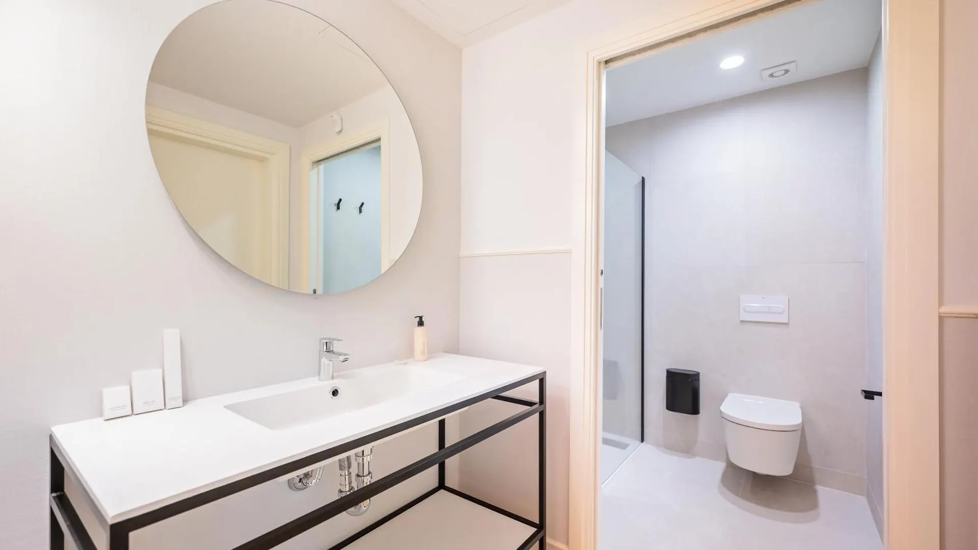 Sweett - Gran Via Apartamento Barcelona 0*,